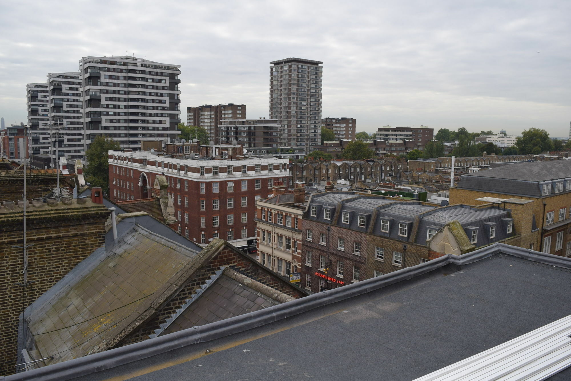 London Kings Hotel Exterior photo